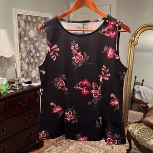 Ann Taylor top size xl